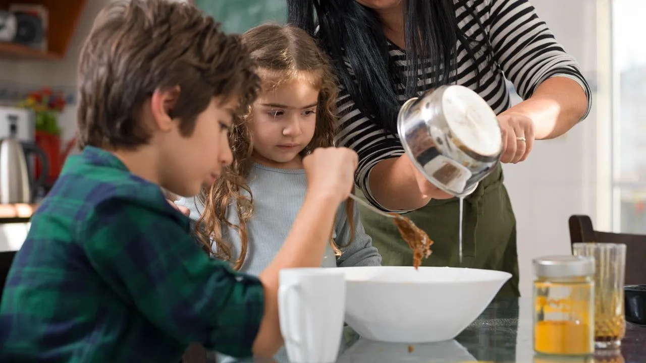 istockphoto.com/selimaksan