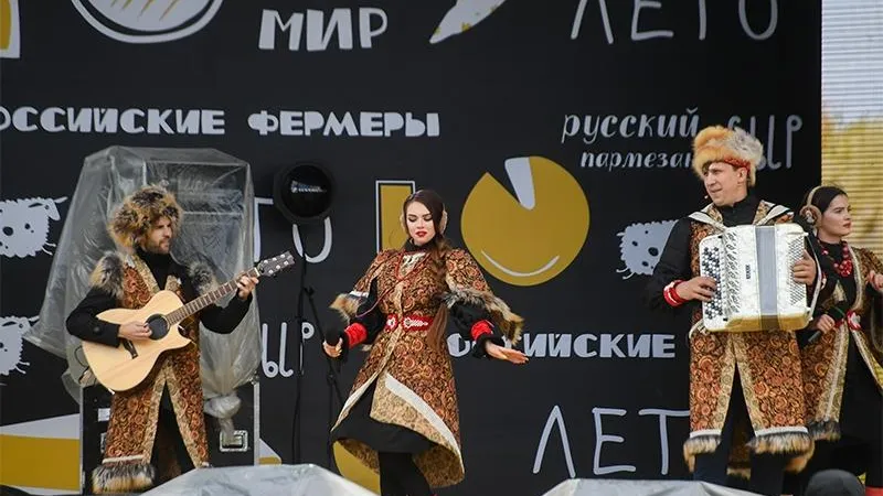 Пять причин посетить фестиваль «Сыр. Пир. Мир» в Истре