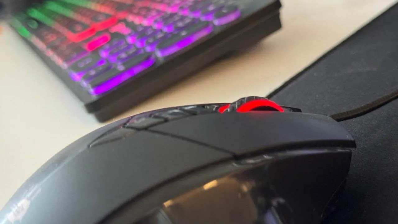 Фальшивый рейтинг: маркетолог рассказал, как бизнес манипулирует отзывами в интернете