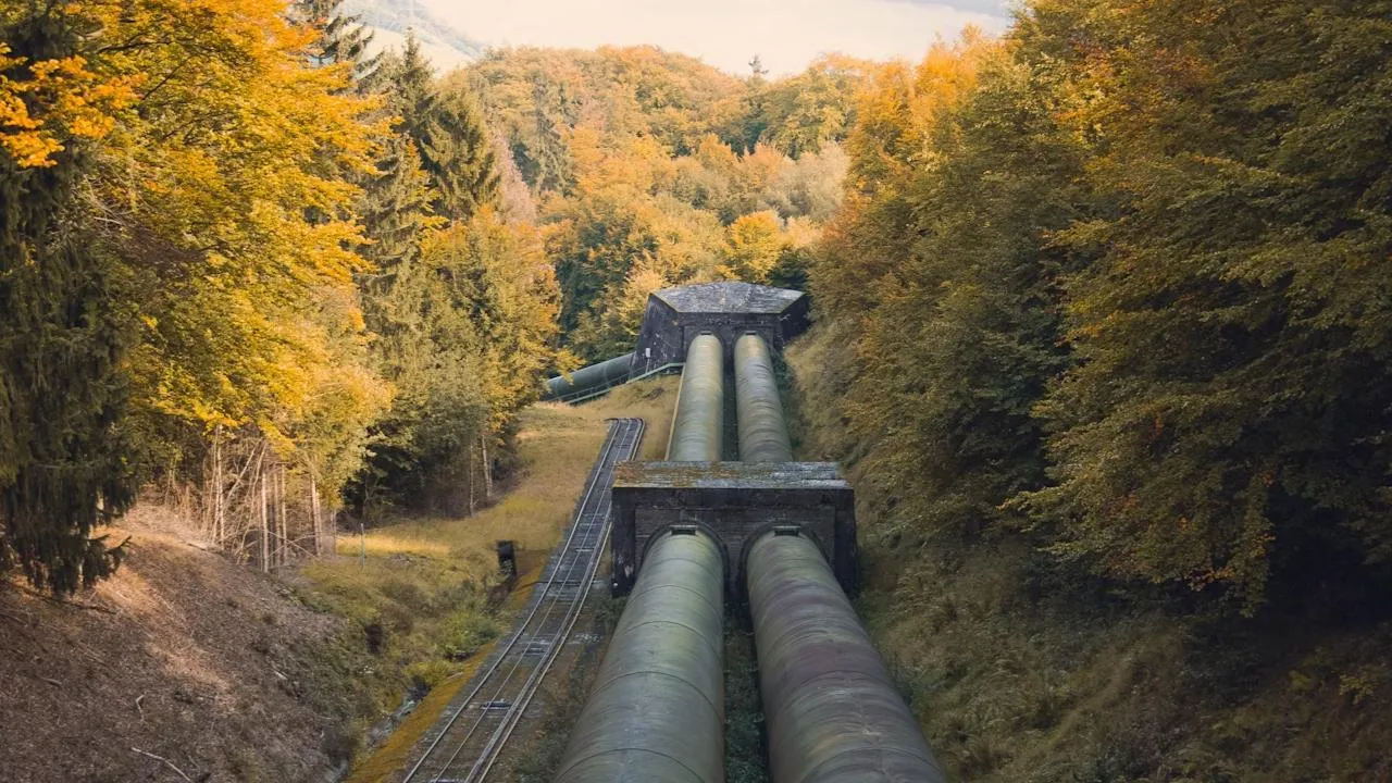 Песков: «Газпром» не намерен продавать «Северный поток — 2» инвесторам в США