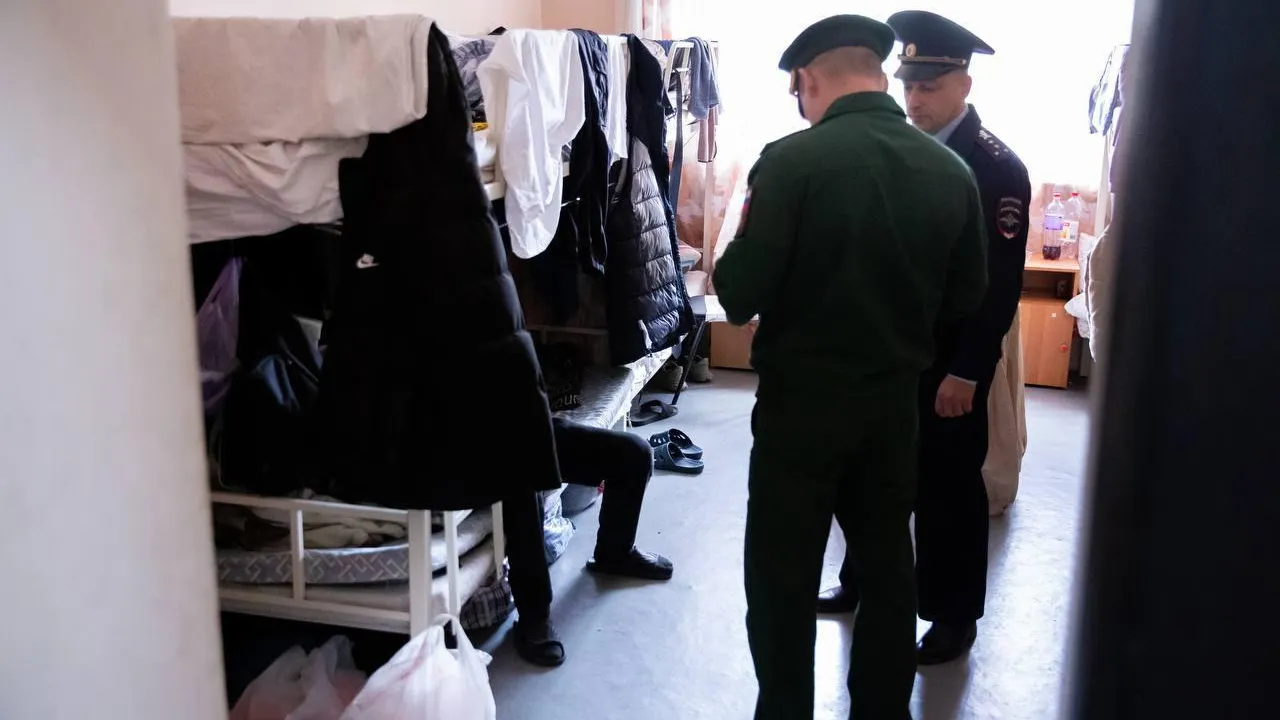 В подмосковном Подольске прошел рейд по уклонистам от воинской обязанности