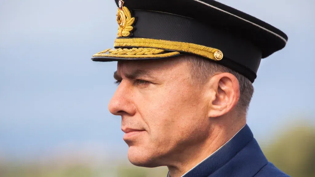 Фото: кадр из к/ф «Адмирал Кузнецов»