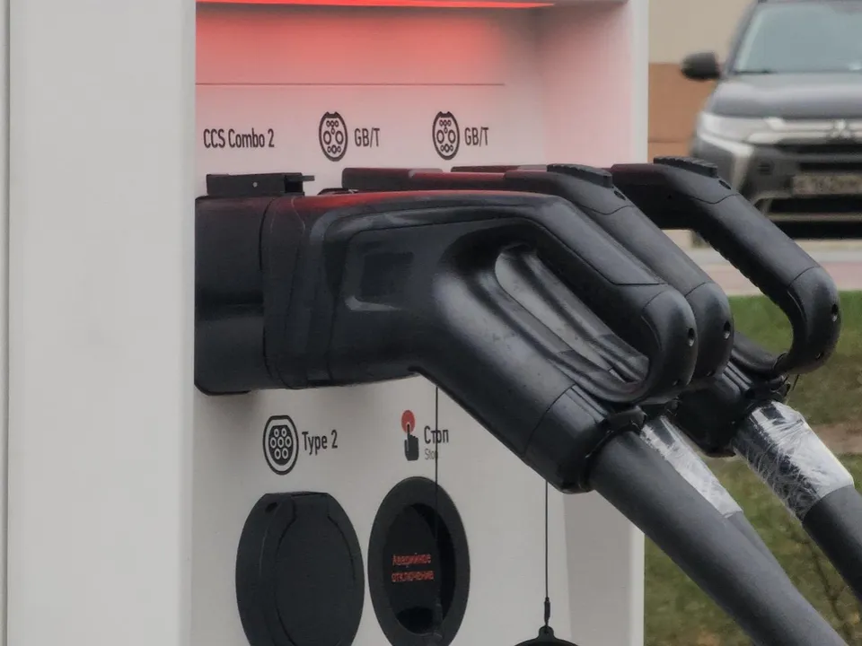 Разъемы зарядки для электрокаров. Фото: Алена Притула