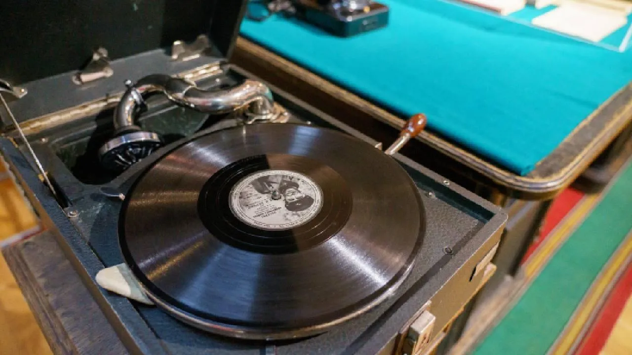 «Мелодия» возобновила производство пластинок в России