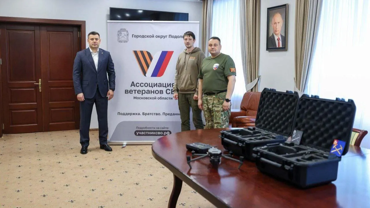 Григорий Артамонов передал два квадрокоптера Mavic 3T участникам спецоперации