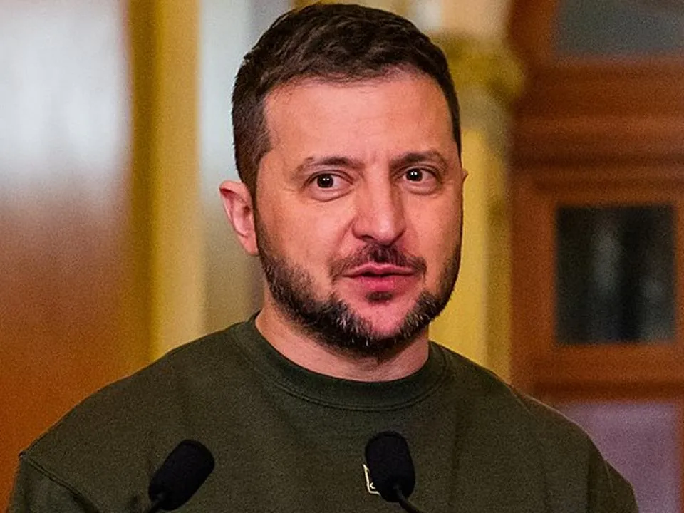 Президент без страны и полномочий: когда Зеленский может покинуть свой пост