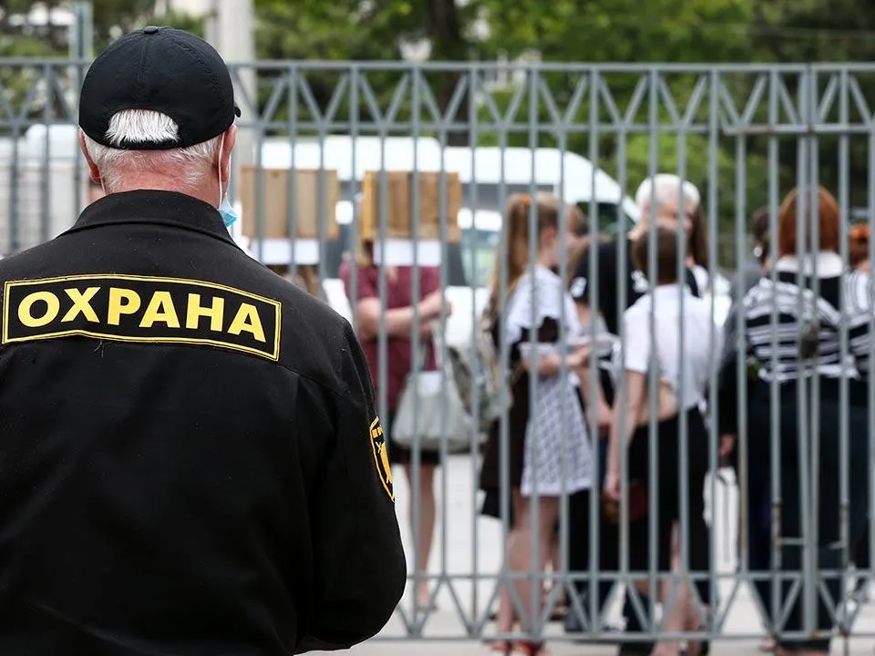 Независимый журналист рассказал, с чего начались угрозы стрельбы в школах Нижнего Новгорода