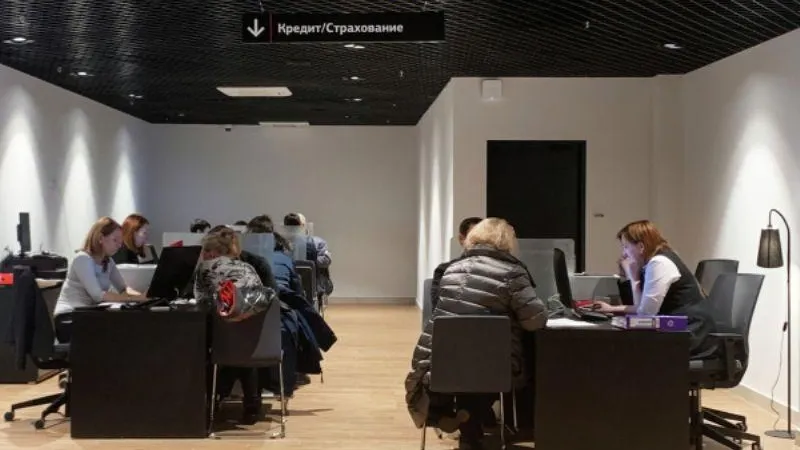 Юрист назвал главный прием мошенников, который используется ими для оформления кредитов