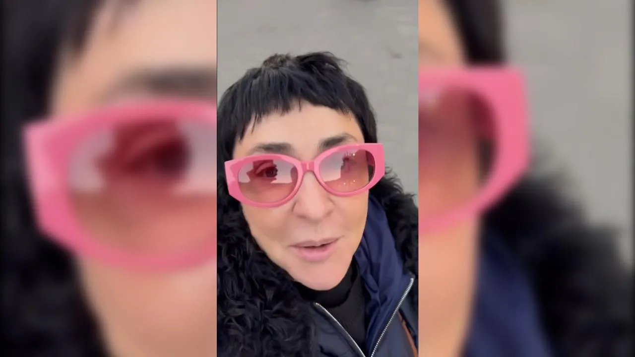 Лолита рассказала, как борется с вредной привычкой