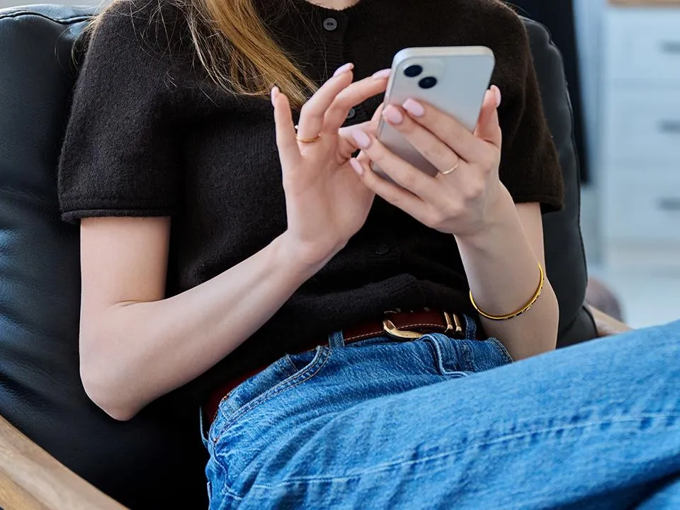 Петербурженку оштрафовали на 110 тыс. рублей за интимные фото в рабочем чате: в каком случае можно получить срок