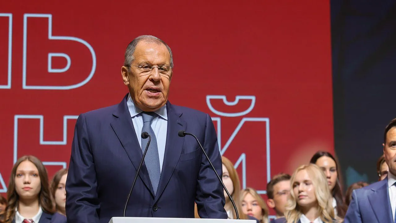 Путин поручил Лаврову и Ушакову провести встречу с делегацией США в Эр-Рияде