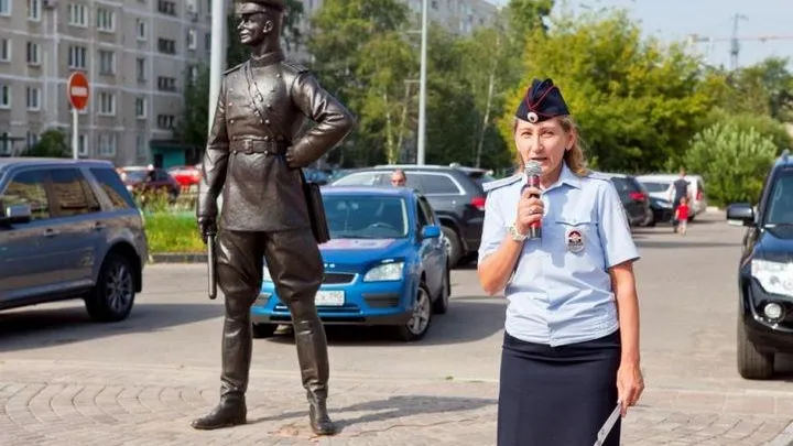 Скульптура Дяди Степы появилась в Раменском