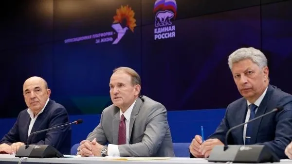 Украинские депутаты примут участие в праздновании Дня Победы в Москве