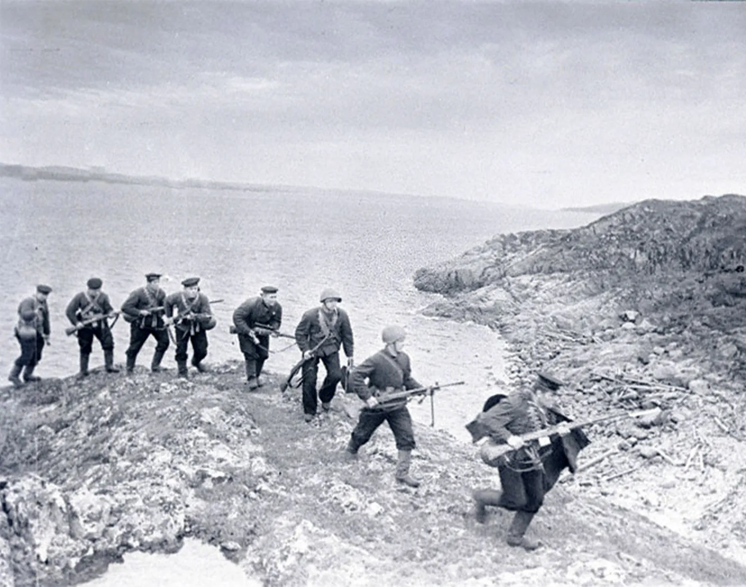 Отряд Виктора Леонова во время операции. Фото: открытые источники