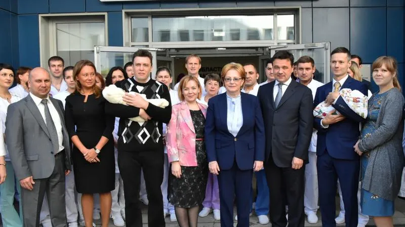 Воробьев и Скворцова открыли центр материнства и детства в Щелково