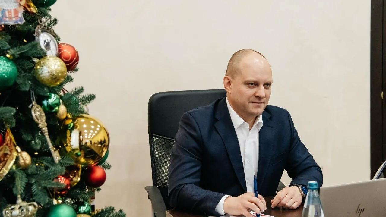 В Городском округе Пушкинский  продолжают устранять последствия снегопада