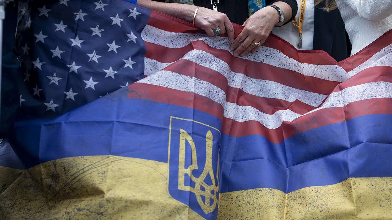 Искажение истории, промывка мозгов и влияние США: россияне выяснили, кто вредит «бедным украинцам»