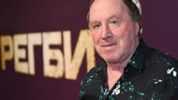 Актер Стеклов попал в больницу