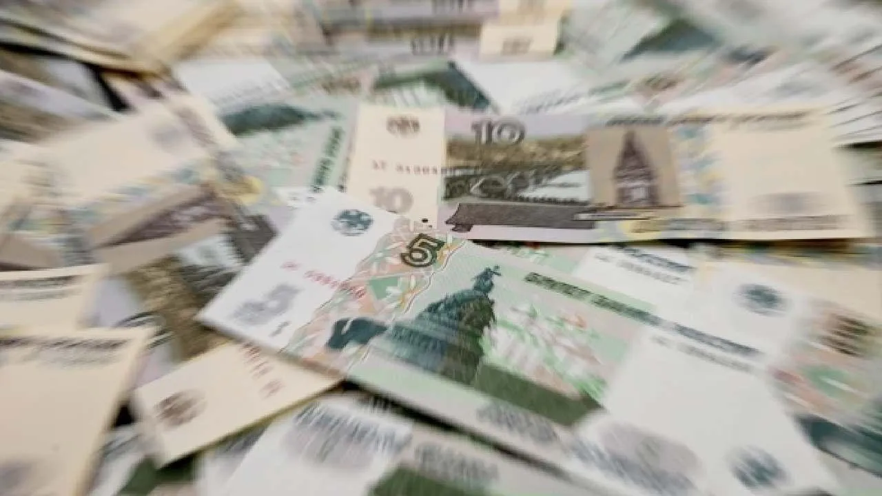 Рабочие схемы аферистов: Жители Петрозаводска продолжают отдавать мошенникам деньги