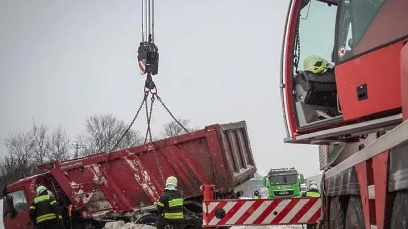 Пресс-служба департамента по делам гражданской обороны, чрезвычайным ситуациям и пожарной безопасности Москвы