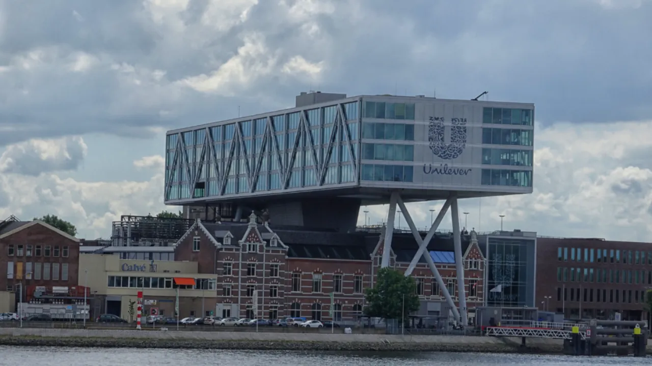 Глава Unilever назвал основную причину ухода компании из РФ