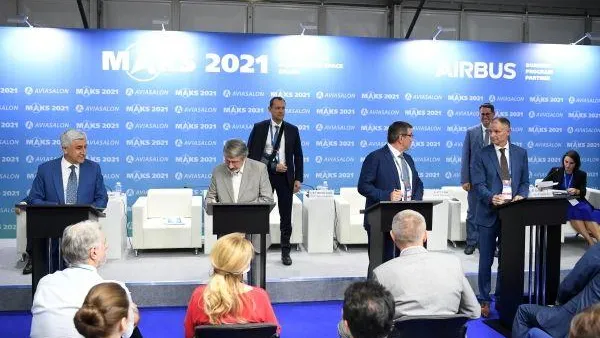 На авиасалоне МАКС-2021 подписали соглашения на 265 млрд рублей