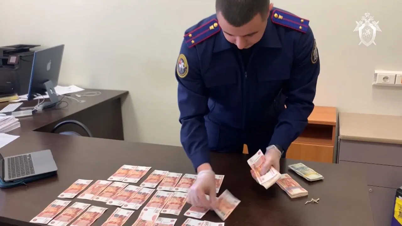 Три консультанта подмосковных Министерств попались на взятничестве