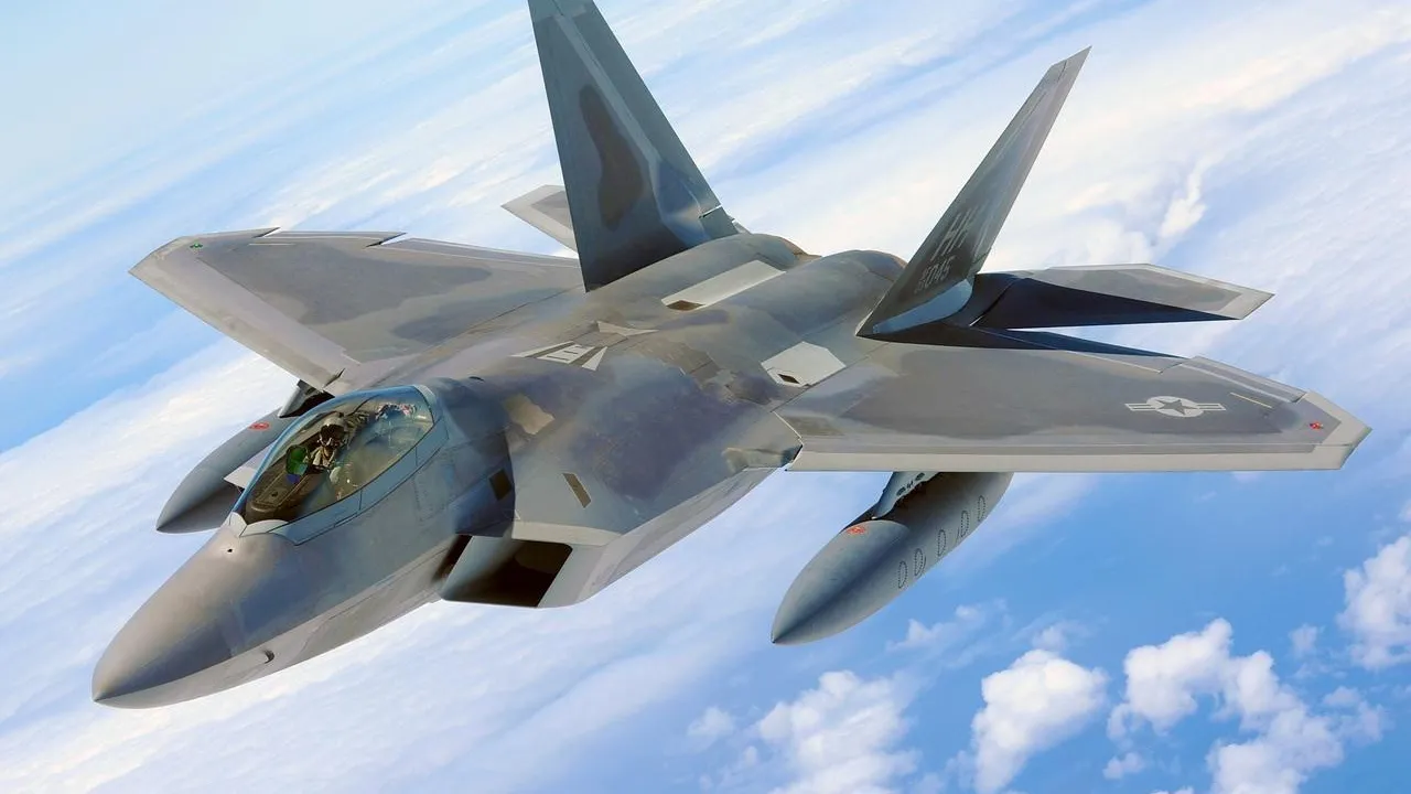 США передают Украине истребители F-16 со свалки