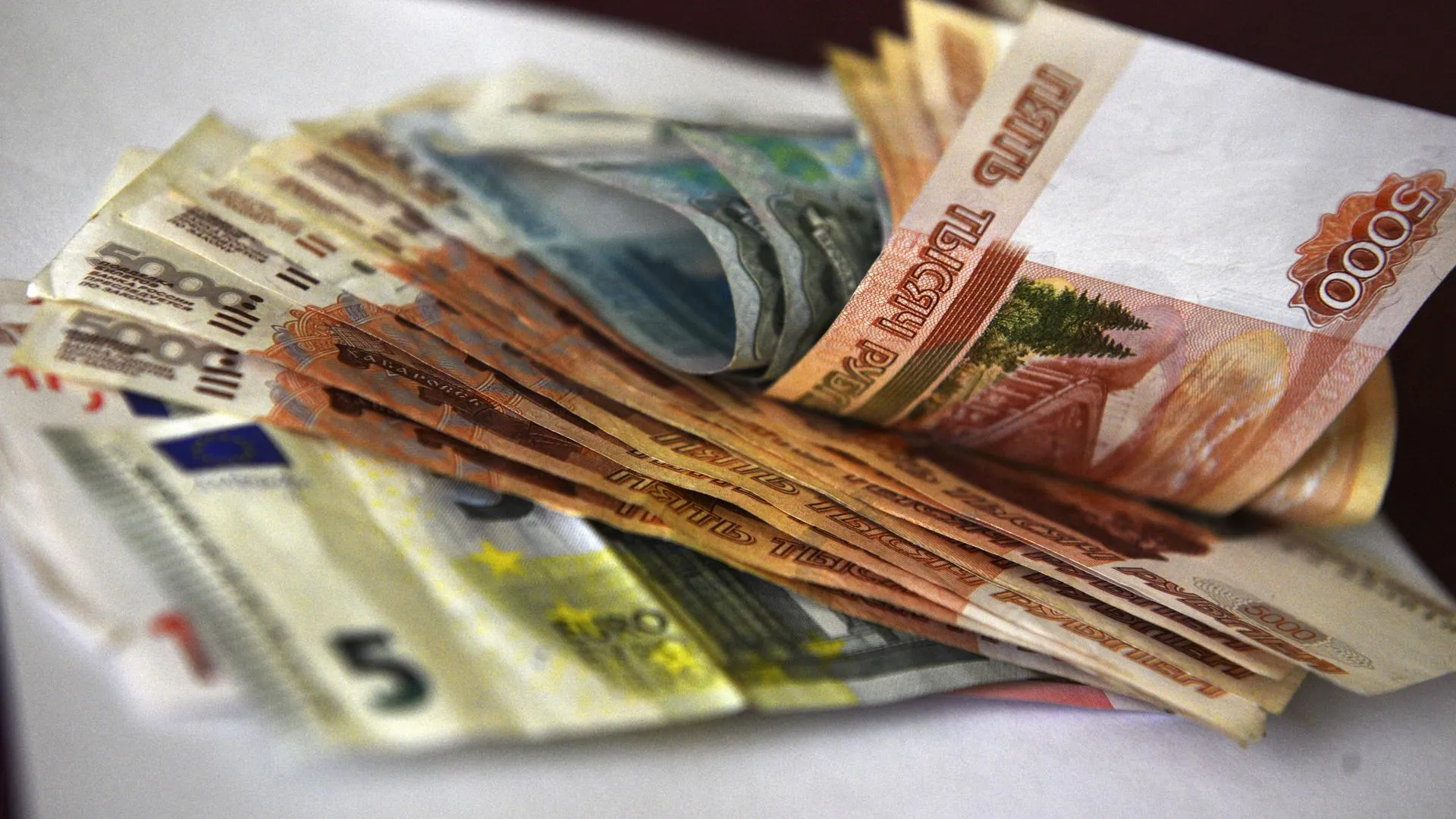 Эксперт назвал главные причины рекордного роста налоговых долгов у россиян