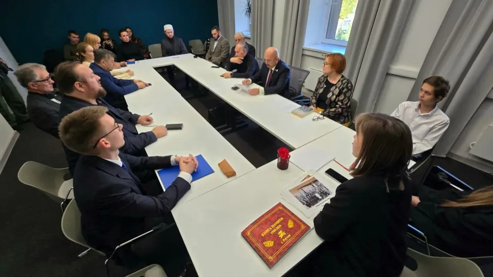 Круглый стол «Роль народов СССР в Великой Победе». Фото: личный архив Виталия Широченко