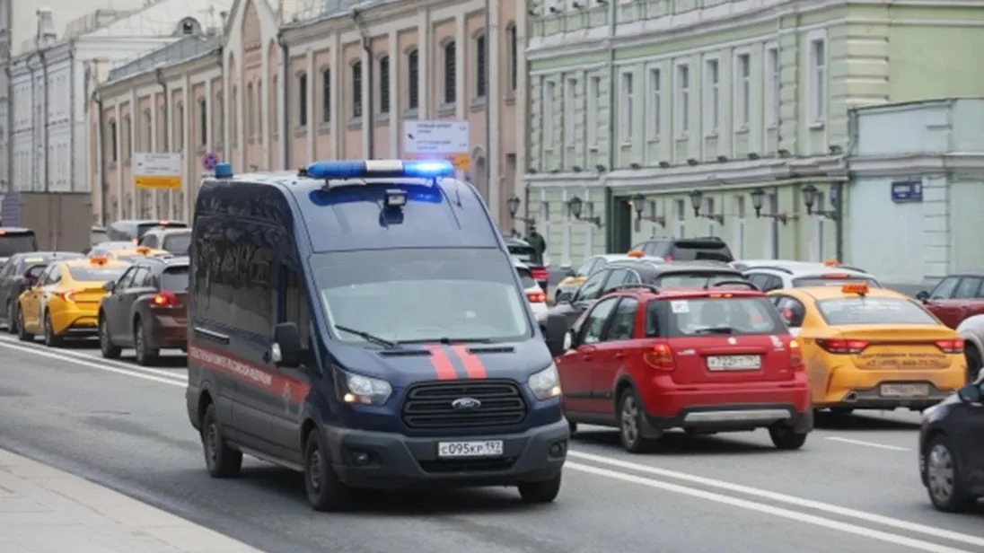 Двух мужчин, похитивших подростка в Орловской области, отправили в изолятор