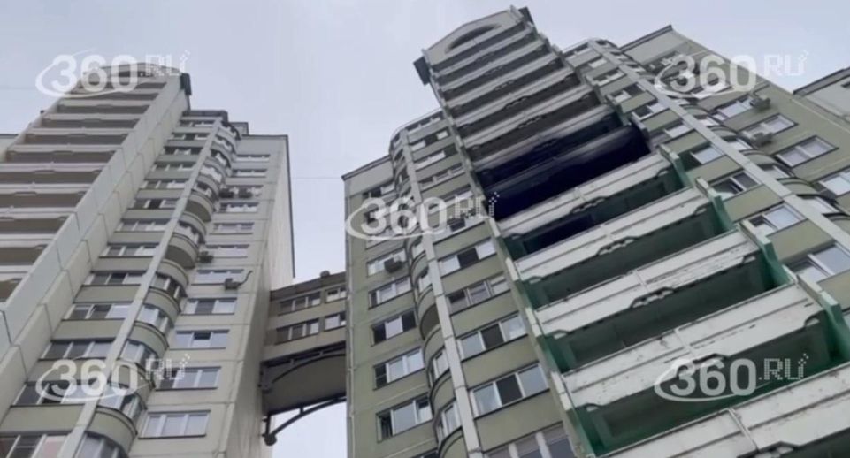 Глухонемую семейную пару с двумя детьми спасли при пожаре в квартире в Москве