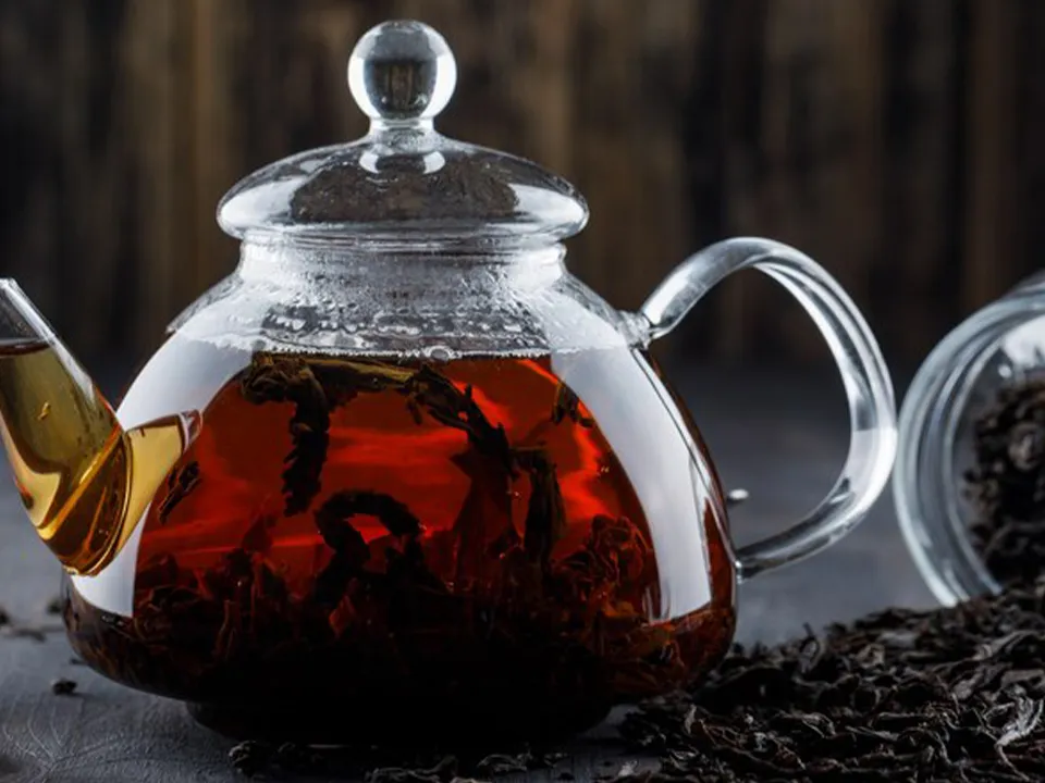 Нервозность, ожирение, бессонница: выяснилось, почему нельзя слишком часто пить чай и кофе