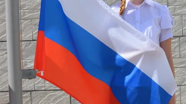 Российский триколор стал символом красногорских школ