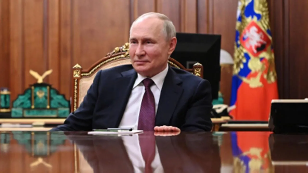 Президент РФ подписал закон, запрещающий регистрацию через иностранную почту