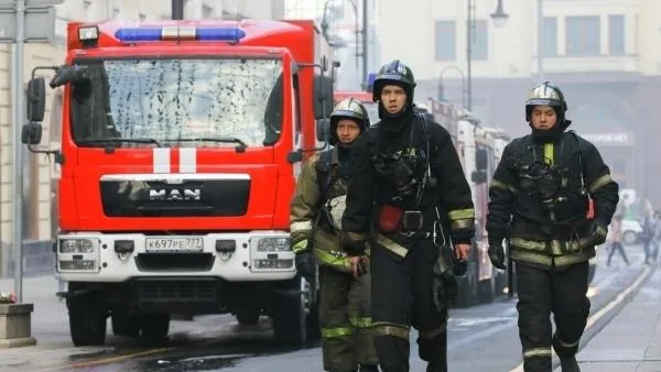 Женщину спасли из горящей квартиры в Люберцах
