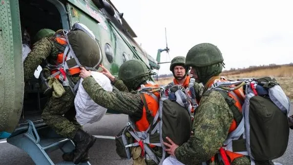 Российские морпехи примут участие в береговых учениях за полярным кругом