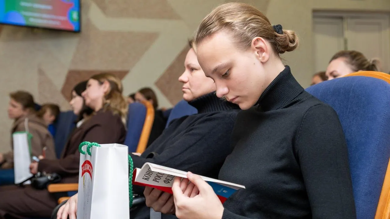 Юным жителям Талдомского округа вручили первые паспорта