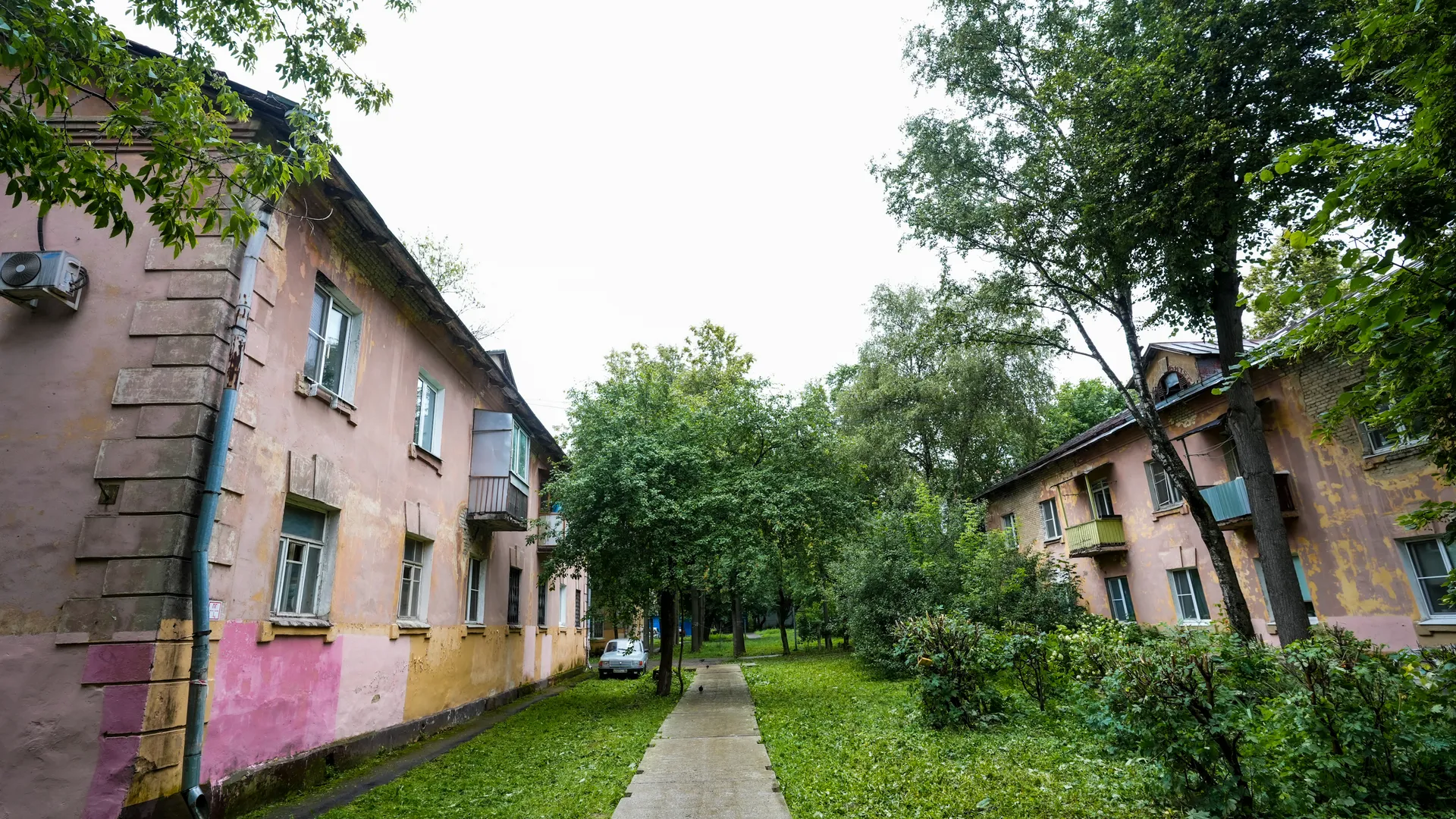 Аварийные дома в подольском поселке Южный