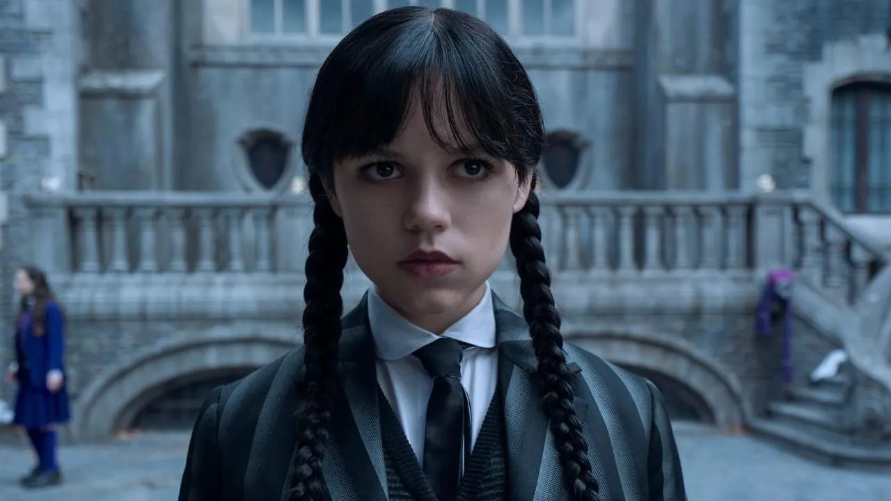 кадр из сериала «Уэнздей» компании Netflix, 2022–2025 год