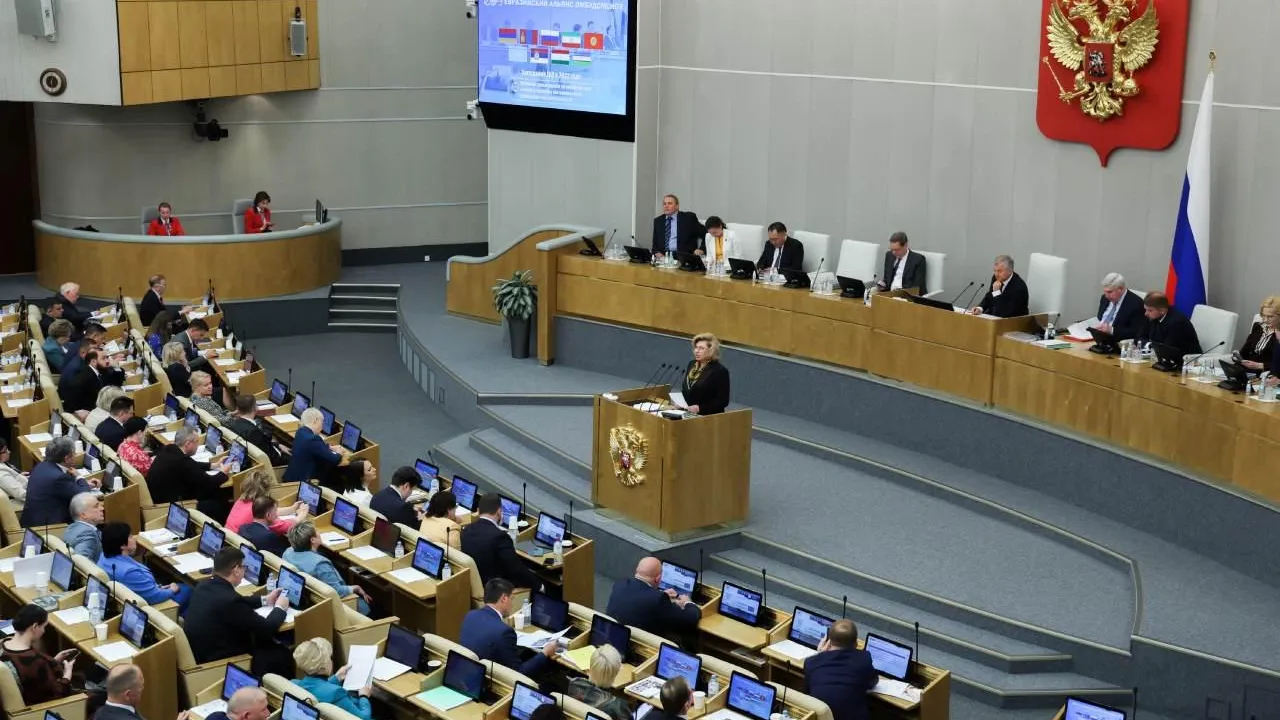 Госдума приняла закон о возвращении средств за турпутевки военнослужащим