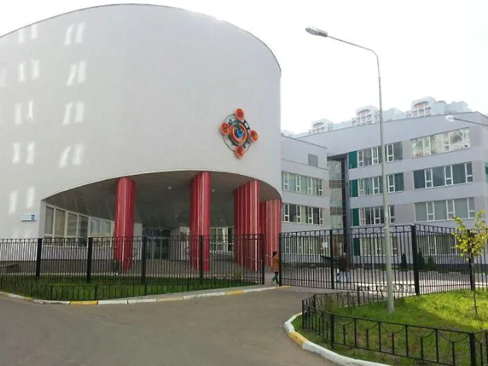 Школу в Балашихе эвакуировали из-за угрозы «друга ижевского стрелка»