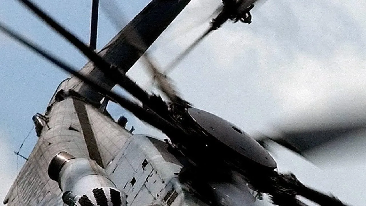 В ХМАО на патриотическом плакате разместили американский боевой вертолет