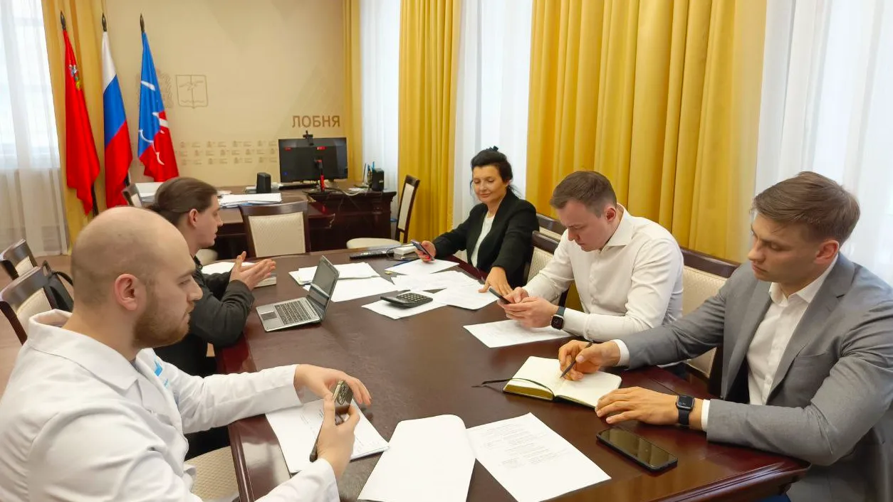 Соцсети Анны Кротовой