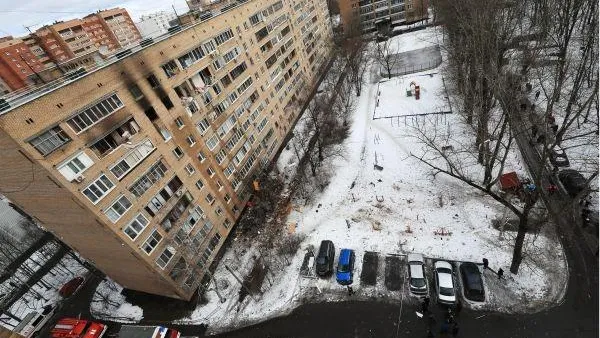 Вещи и мебель из 11 квартир пострадавшего от хлопка газа дома в Химках перевезли на склад