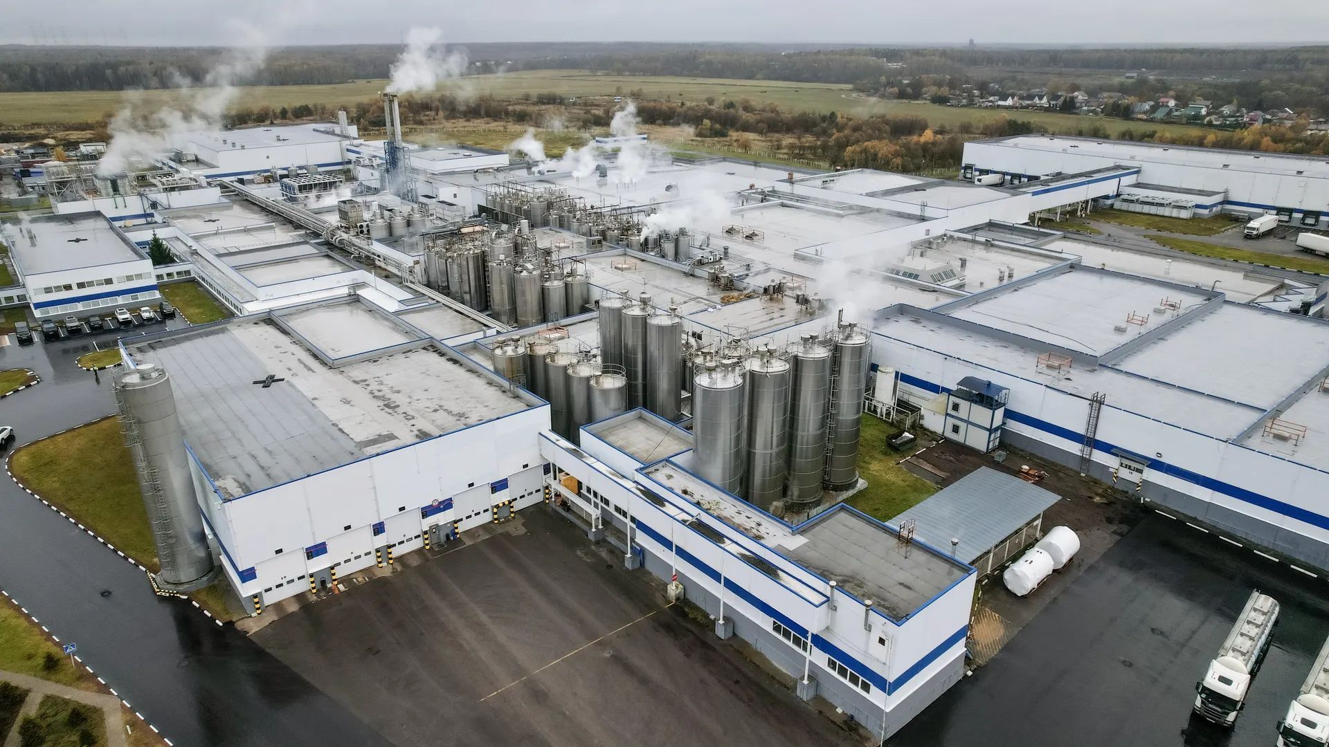 Молкомбинат "Чеховский" - самый большой завод молочной продукции в России