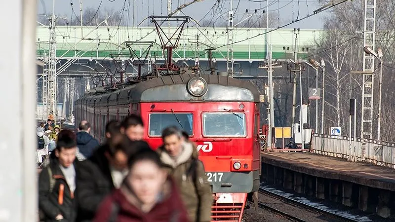 Зацепера убило током на крыше электрички в Подмосковье