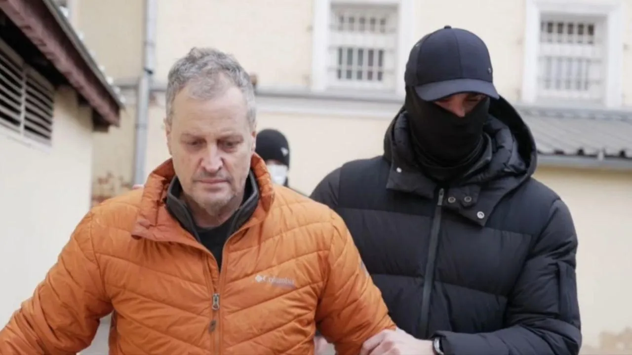 Вылет осужденного американца Фогеля в США попал на видео