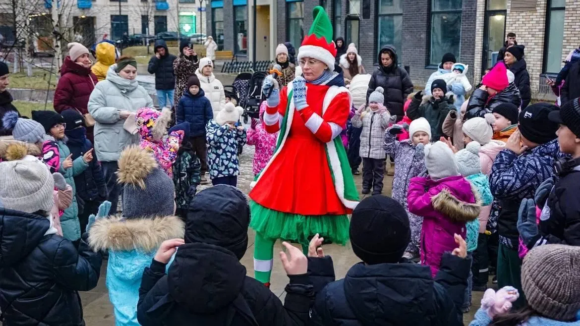 В подмосковных жилых комплексах провели новогодние мероприятия