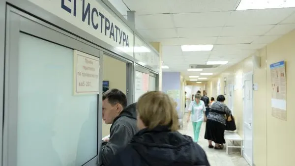 Число жалоб в «Добродел» на очереди в медучреждениях сократилось вдвое
